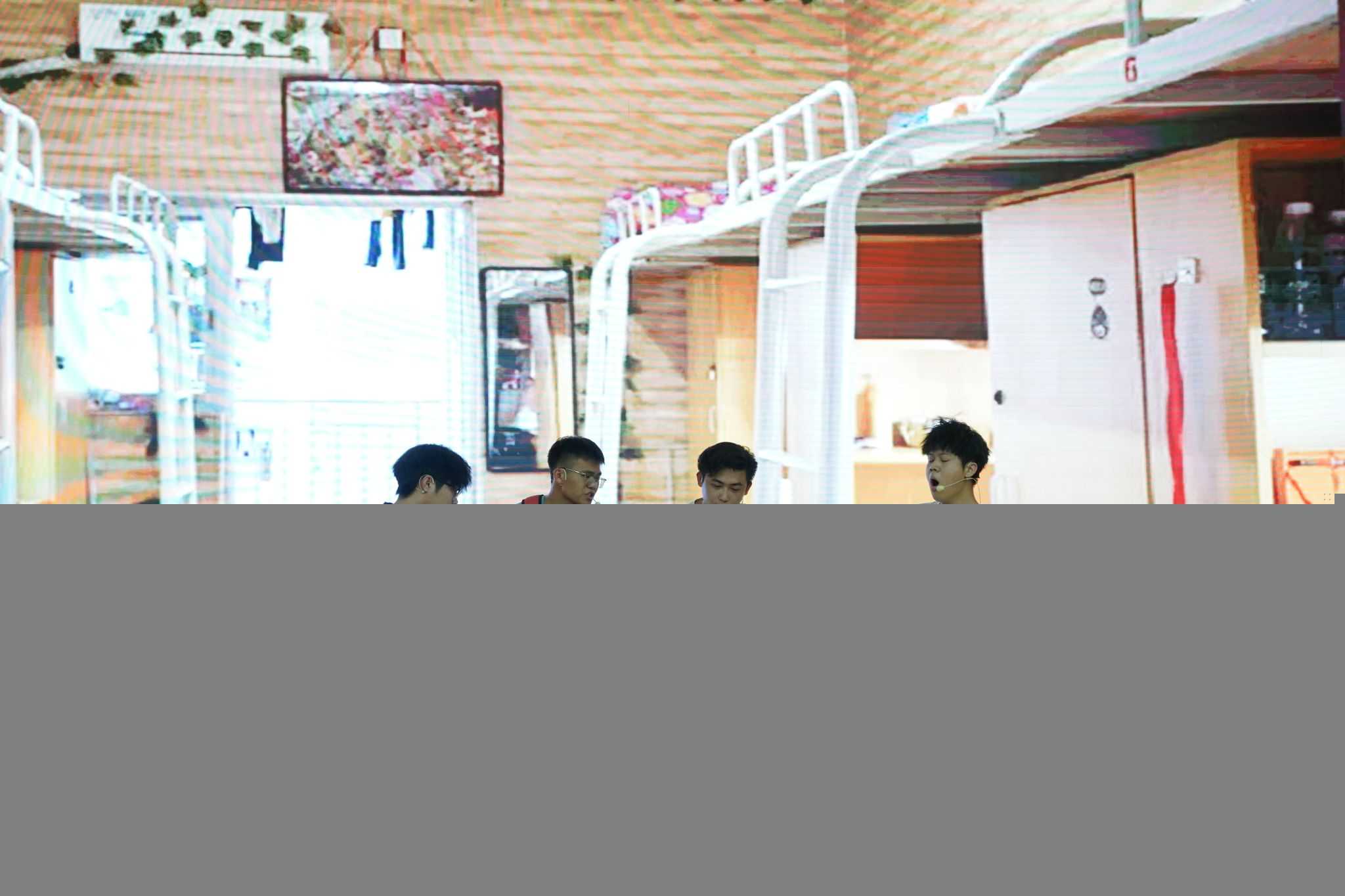 国际旅游学院作品《心态转变，焦虑不见》.jpg